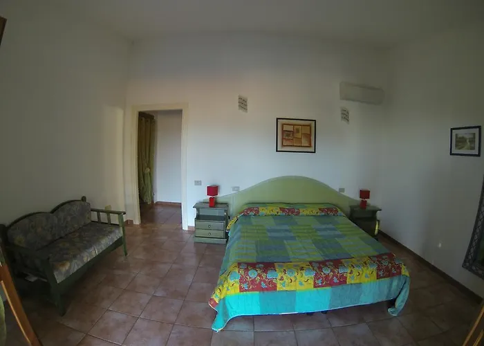 Agriturismo Gli Ulivi Фермерский дом *